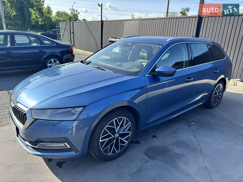Універсал Skoda Octavia 2020 в Чернівцях