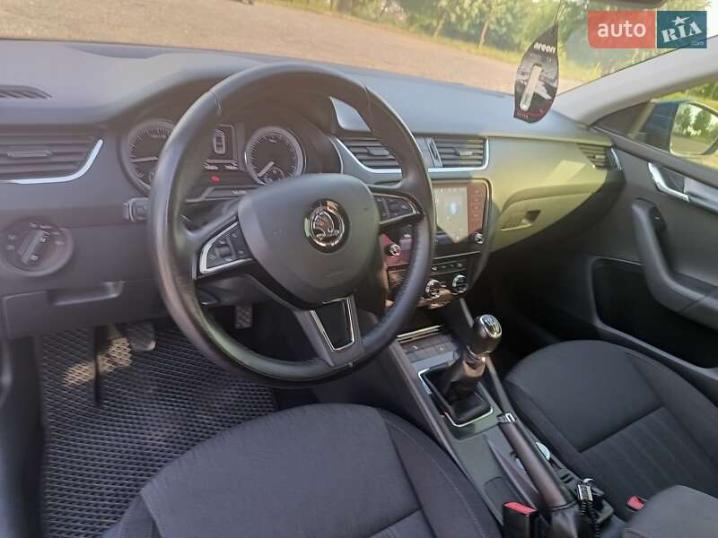 Ліфтбек Skoda Octavia 2017 в Ужгороді
