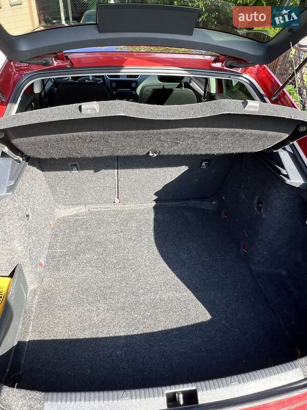 Лифтбек Skoda Octavia 2016 в Черкассах