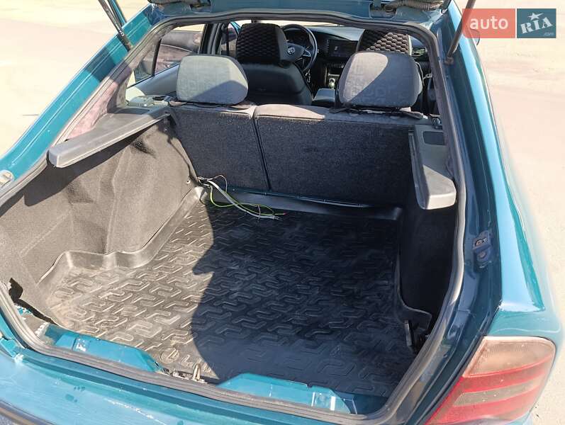 Лифтбек Skoda Octavia 1999 в Запорожье