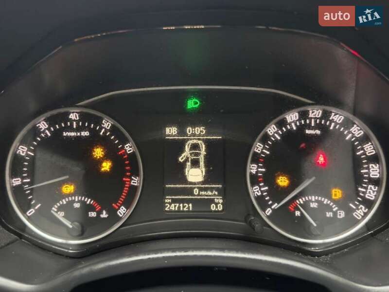 Универсал Skoda Octavia 2012 в Новой Басане