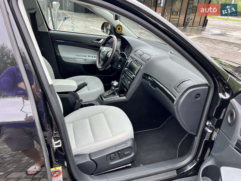 Универсал Skoda Octavia 2012 в Ровно
