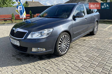 Універсал Skoda Octavia 2012 в Вільшанці