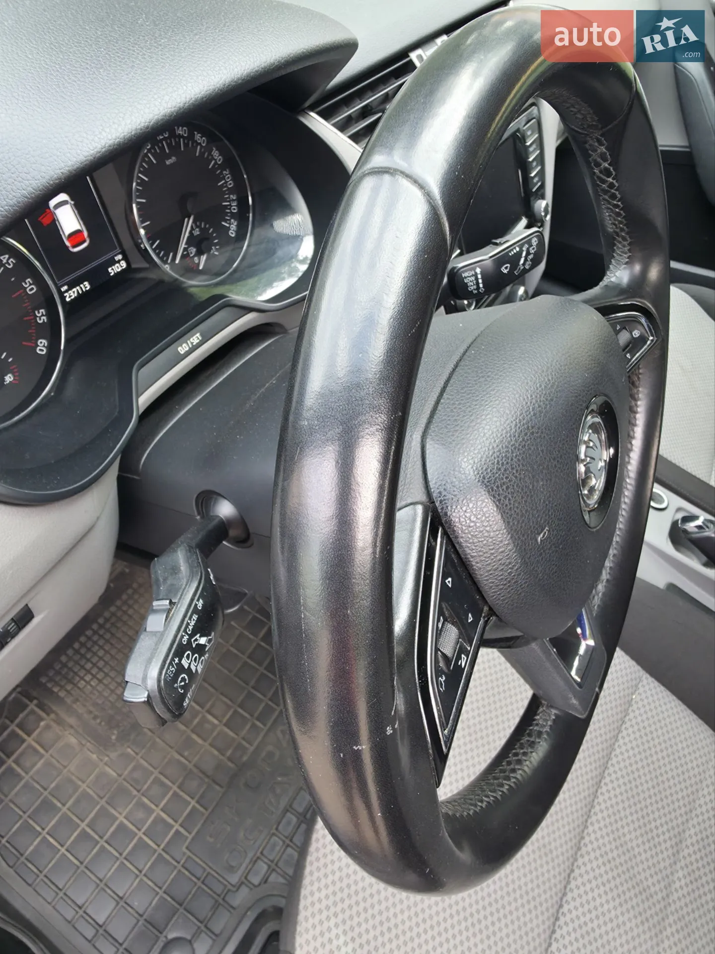 2016 Skoda Octavia - мініатюра 3