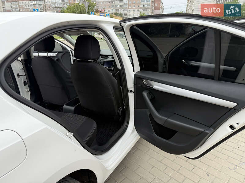 Лифтбек Skoda Octavia 2019 в Сумах