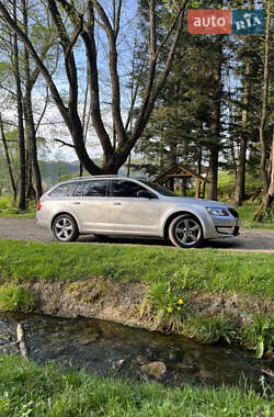 Универсал Skoda Octavia 2013 в Сколе