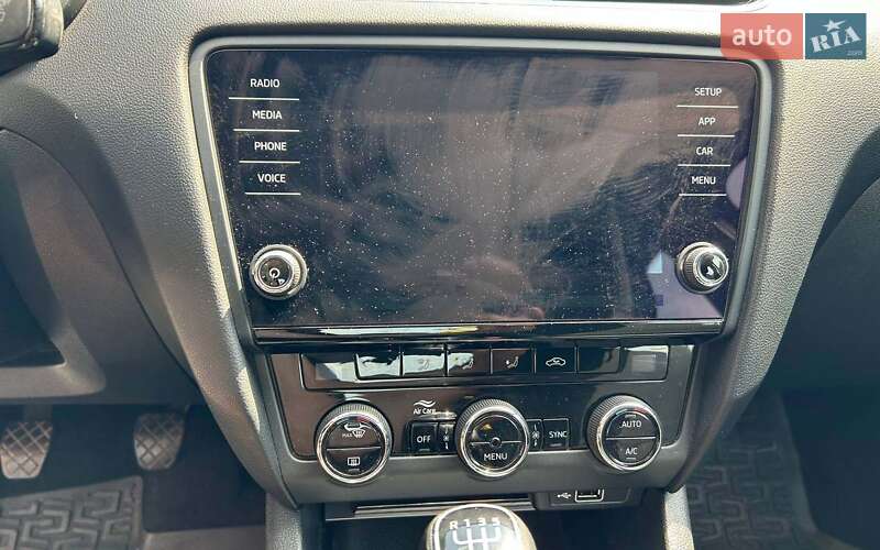 Лифтбек Skoda Octavia 2018 в Черновцах