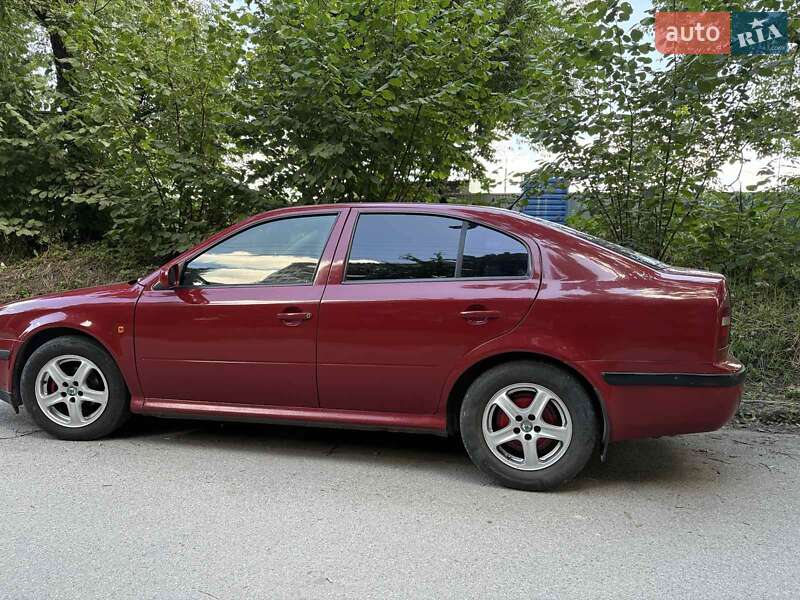 Skoda Octavia 2000