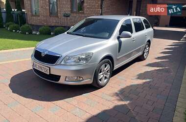Универсал Skoda Octavia 2011 в Луцке
