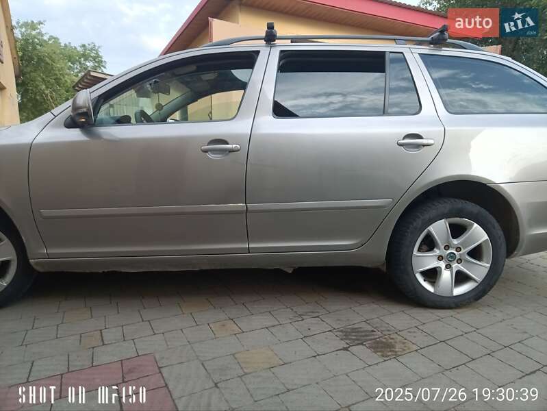 Універсал Skoda Octavia 2008 в Городку