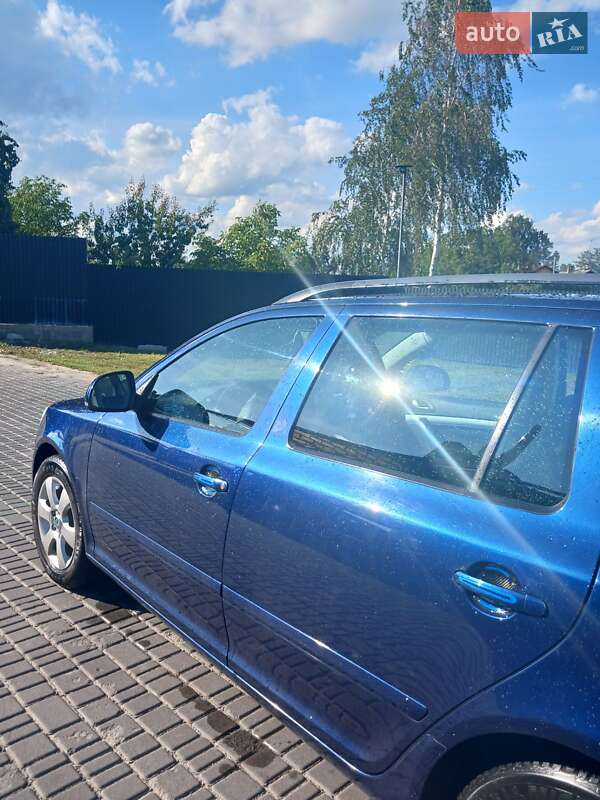 Универсал Skoda Octavia 2009 в Жовкве