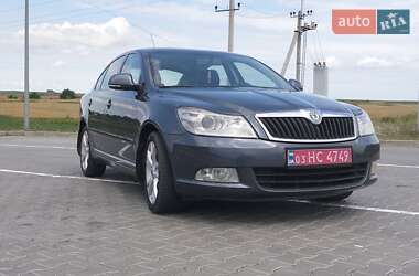 Лифтбек Skoda Octavia 2010 в Горохове