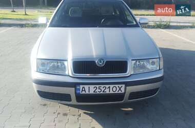 Ліфтбек Skoda Octavia 2000 в Ірпені