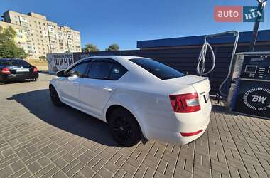 Лифтбек Skoda Octavia 2013 в 
