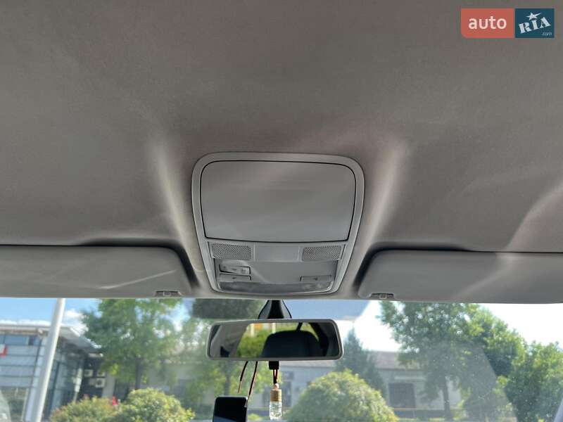 Лифтбек Skoda Octavia 2014 в Кропивницком