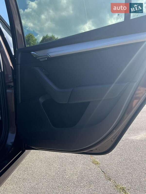 Лифтбек Skoda Octavia 2014 в Кропивницком