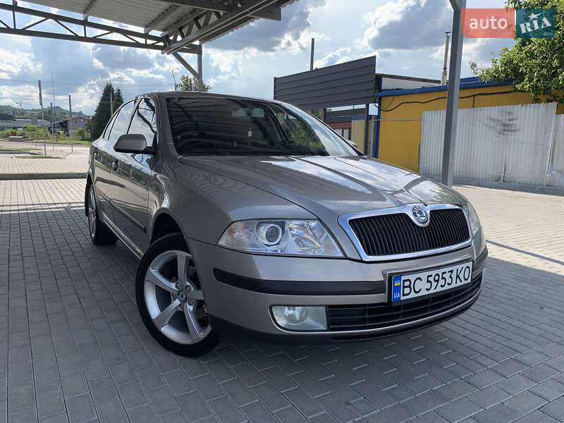 Лифтбек Skoda Octavia 2008 в 