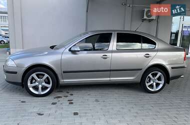 Лифтбек Skoda Octavia 2008 в 