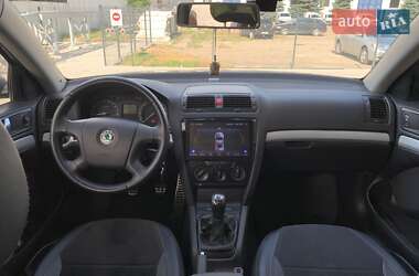 Лифтбек Skoda Octavia 2008 в 