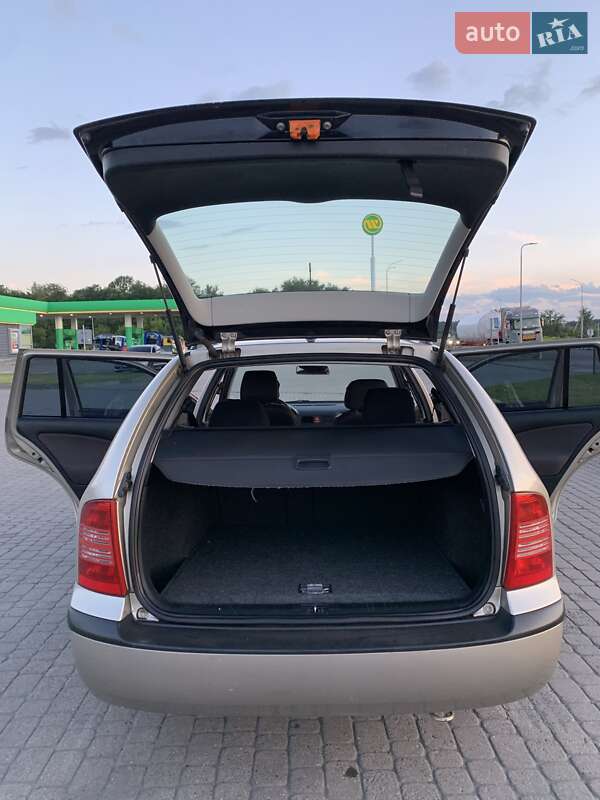 Універсал Skoda Octavia 2005 в Радивиліві