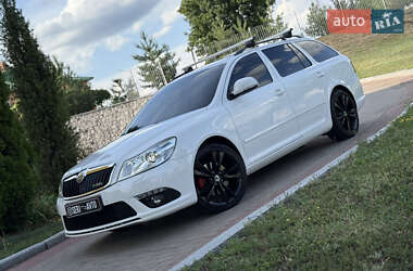 Універсал Skoda Octavia 2012 в Харкові