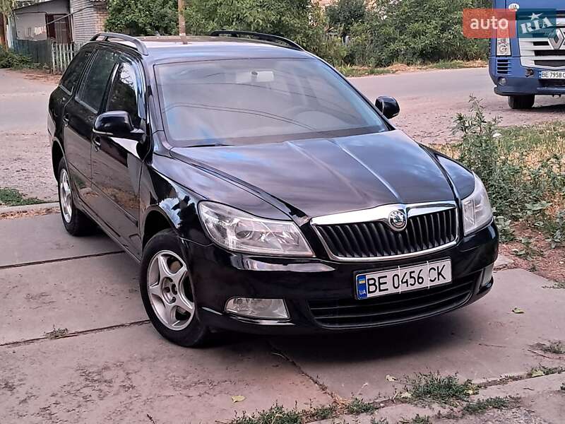 Универсал Skoda Octavia 2010 в Новом Буге фото Универсал Skoda Octavia 2010 в Новом Буге