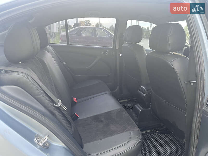 Ліфтбек Skoda Octavia 2003 в Львові