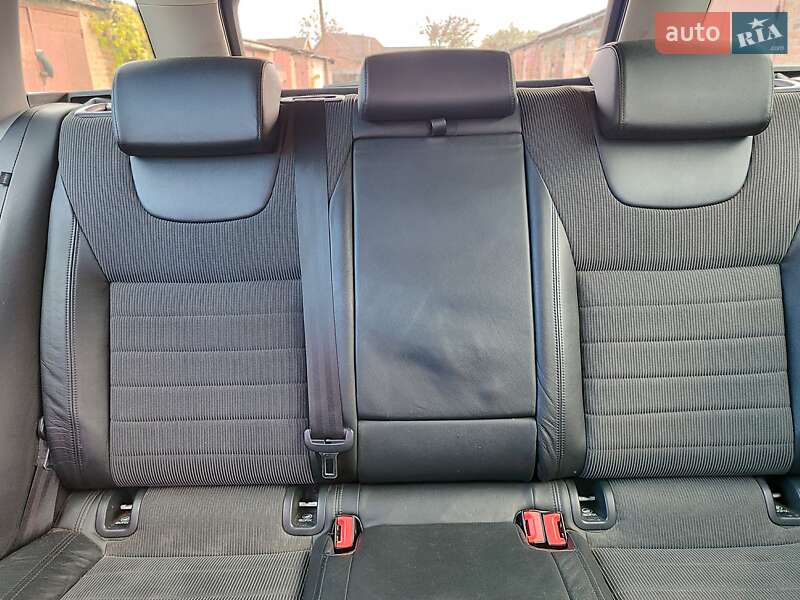 Універсал Skoda Octavia 2015 в Миргороді