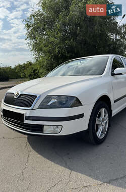 Лифтбек Skoda Octavia 2006 в 