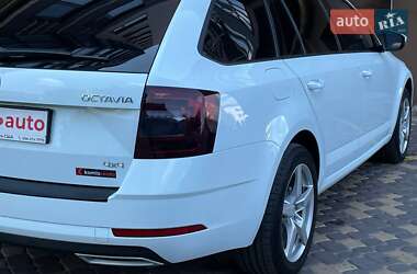 Універсал Skoda Octavia 2018 в  фото 37 Універсал Skoda Octavia 2018 в