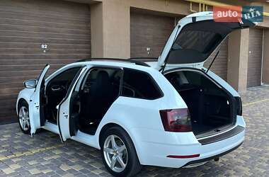 Універсал Skoda Octavia 2018 в  фото 102 Універсал Skoda Octavia 2018 в