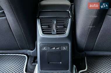 Універсал Skoda Octavia 2018 в  фото 94 Універсал Skoda Octavia 2018 в