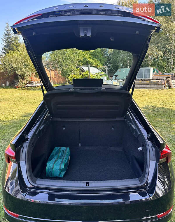 Ліфтбек Skoda Octavia 2021 в Чернівцях