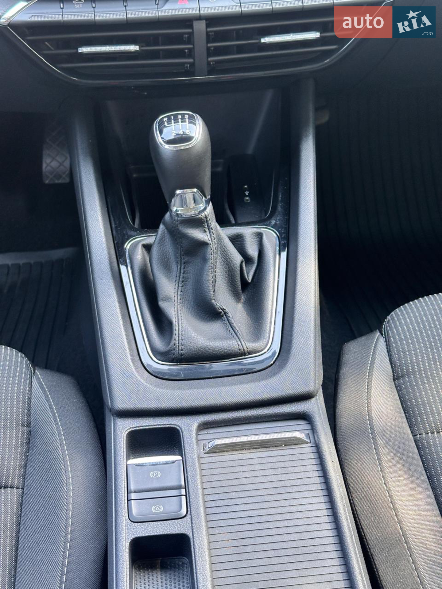 2021 Skoda Octavia - мініатюра 15