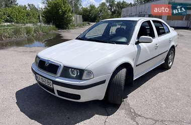 Лифтбек Skoda Octavia 2004 в Киеве