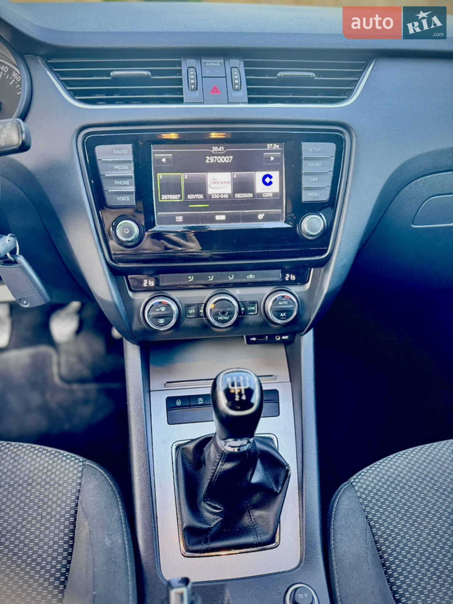 2016 Skoda Octavia - мініатюра 26