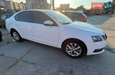 Ліфтбек Skoda Octavia 2019 в Києві