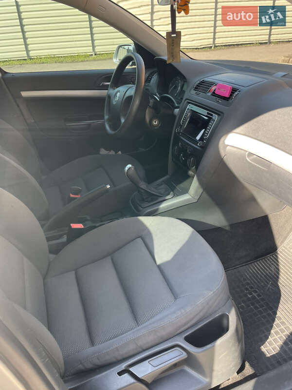 Ліфтбек Skoda Octavia 2006 в Андрушівці