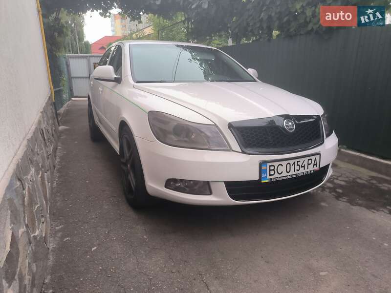 Ліфтбек Skoda Octavia 2010 в Львові
