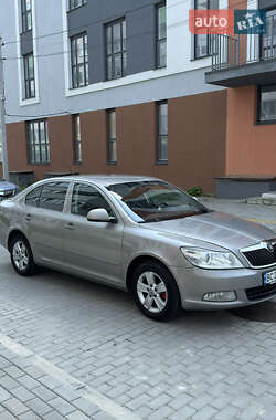 Ліфтбек Skoda Octavia 2010 в Львові