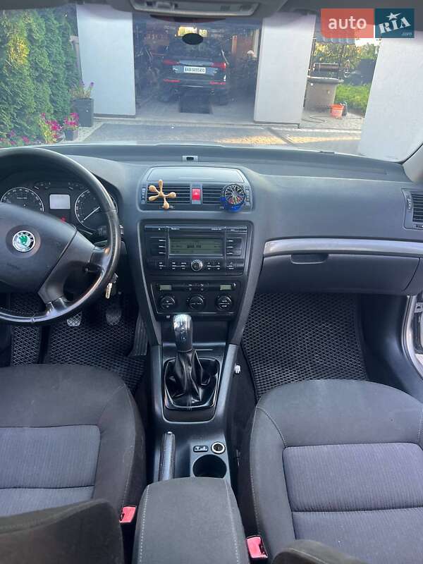 Лифтбек Skoda Octavia 2008 в Баре