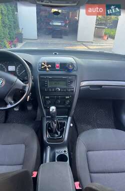 Лифтбек Skoda Octavia 2008 в 