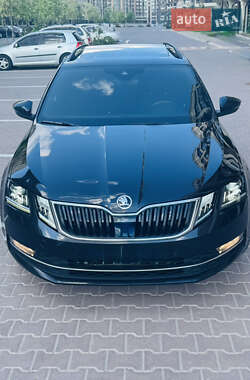 Универсал Skoda Octavia 2019 в Киеве