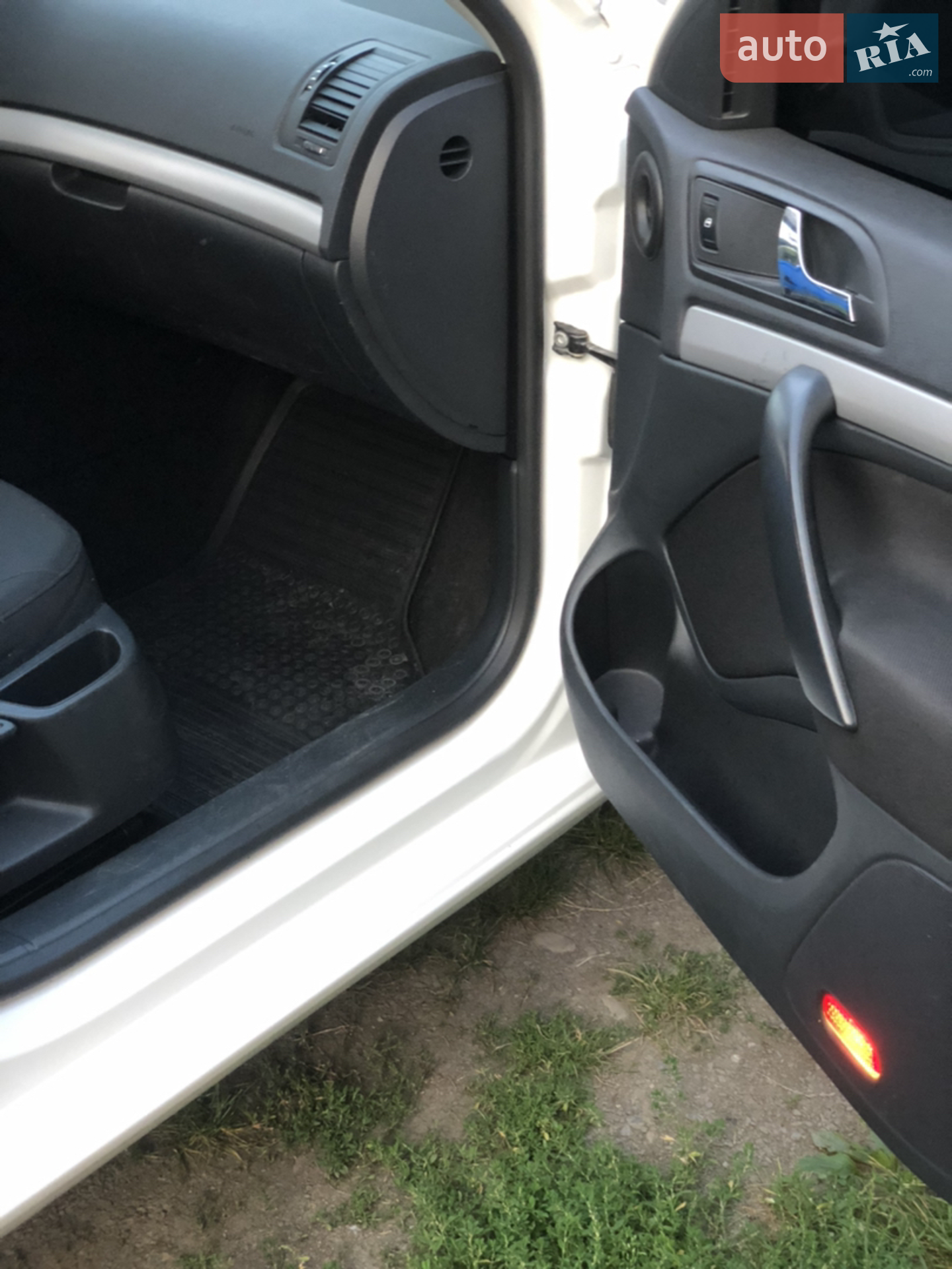 2012 Skoda Octavia - мініатюра 24