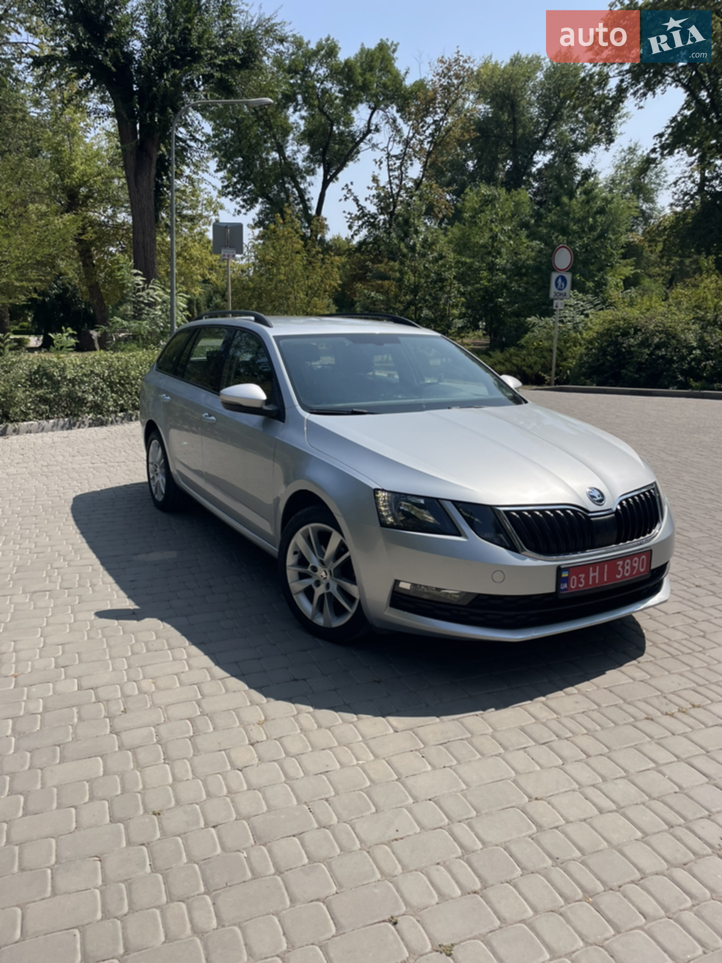2019 Skoda Octavia - мініатюра 3