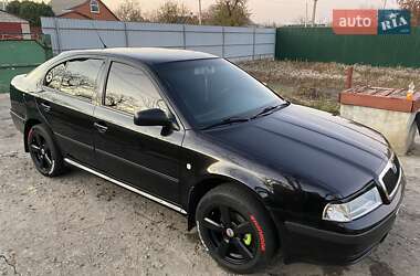 Лифтбек Skoda Octavia 2004 в 