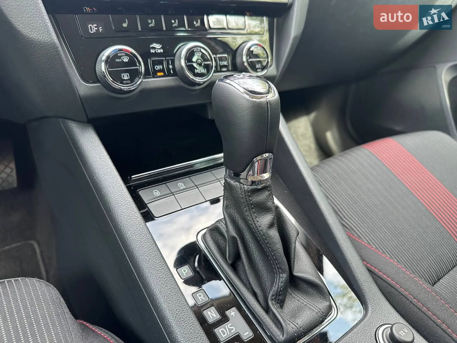 2018 Skoda Octavia - мініатюра 38
