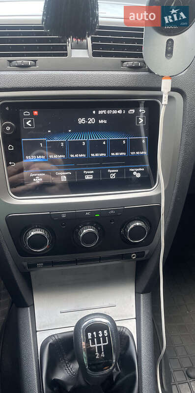 Лифтбек Skoda Octavia 2011 в Киеве