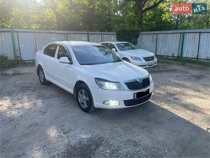 Лифтбек Skoda Octavia 2011 в Киеве