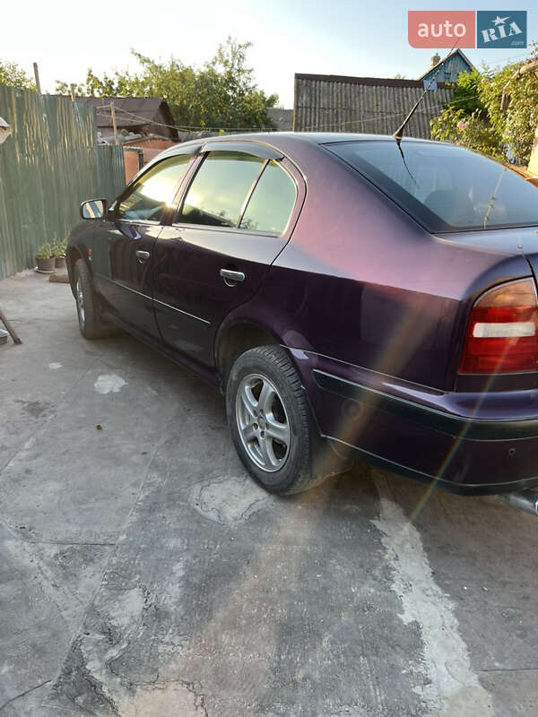 Лифтбек Skoda Octavia 1999 в Запорожье